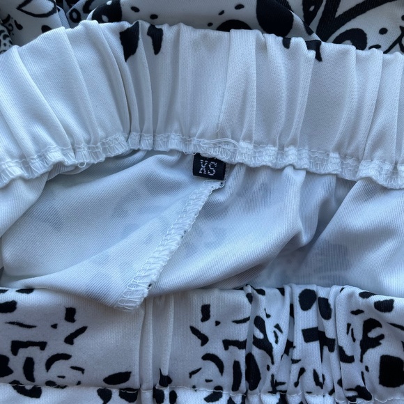 Women’s Black & White Matching Shorts and Top Coord Set - Picture 4 of 5